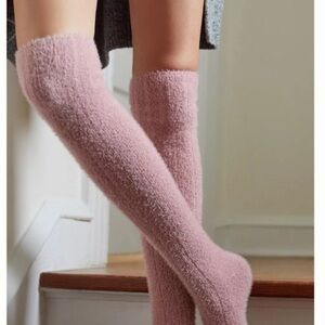 Anthropologie Over-the-knee Cozy Socks - pink